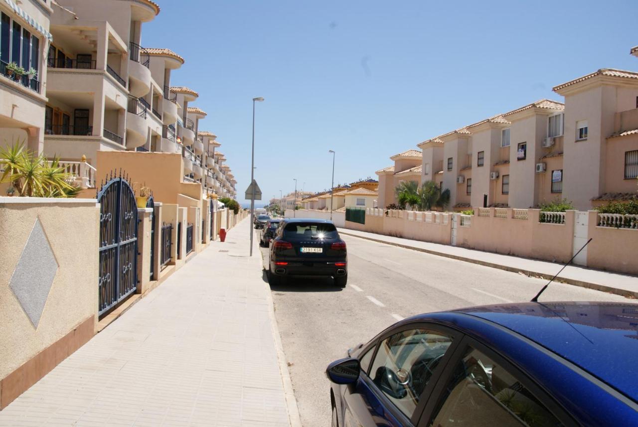 New Apartment In Torrevieja , Punta Prima Orihuela Costa With Pool Ngoại thất bức ảnh