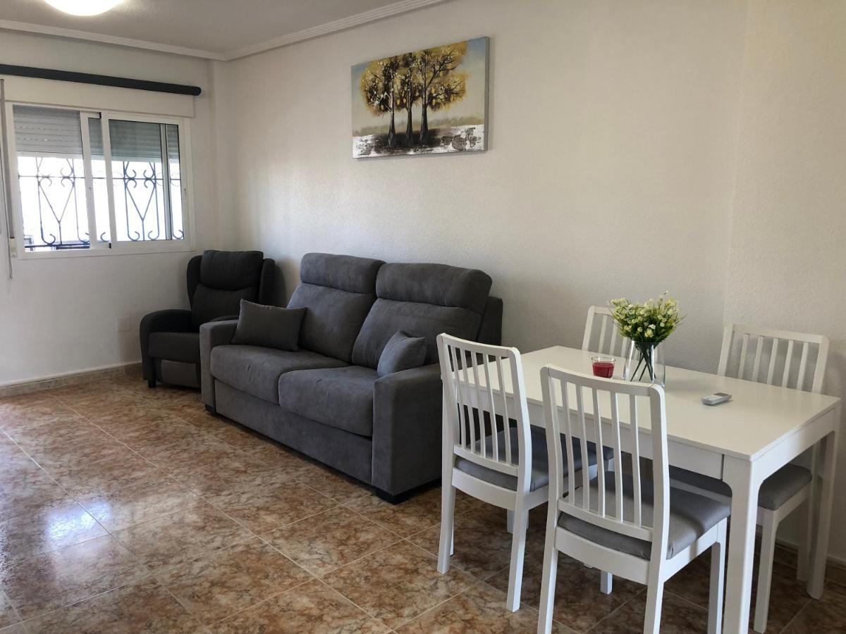 New Apartment In Torrevieja , Punta Prima Orihuela Costa With Pool Ngoại thất bức ảnh